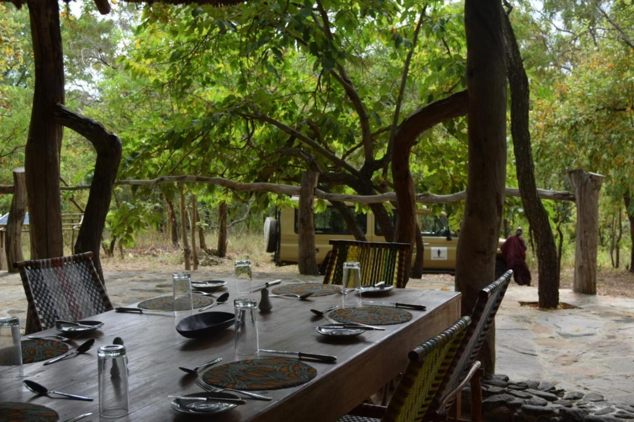 Lemara Eco Camp Hotel Kisaki ภายนอก รูปภาพ
